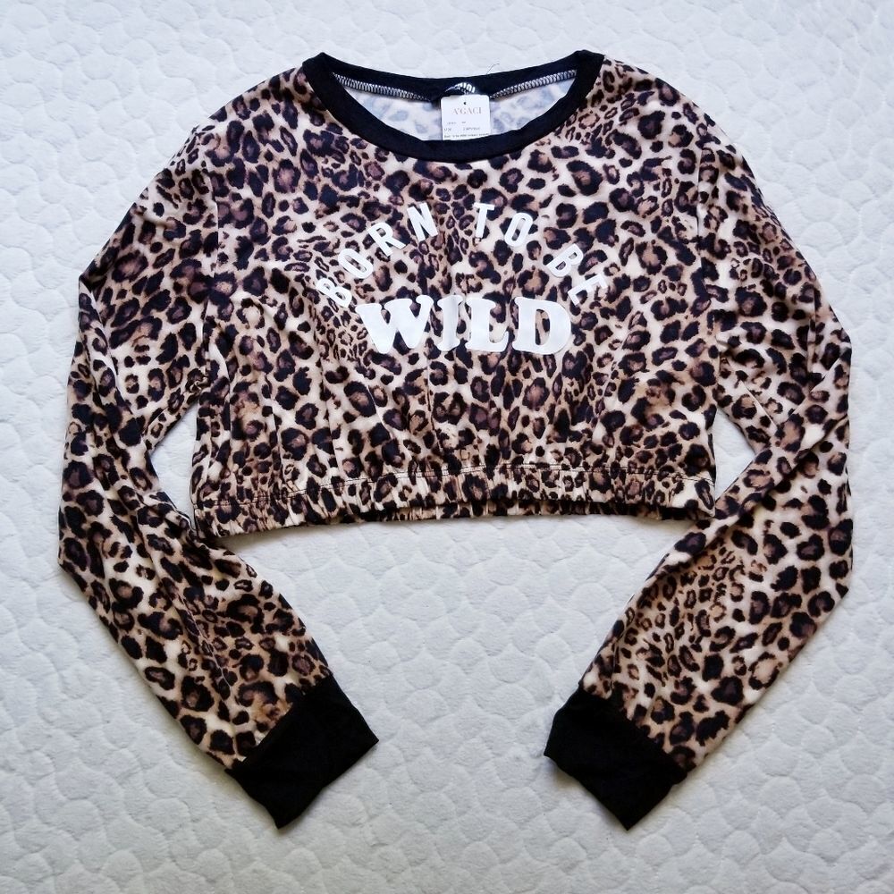 NEW cropped long sleeve shirt Leopard print large